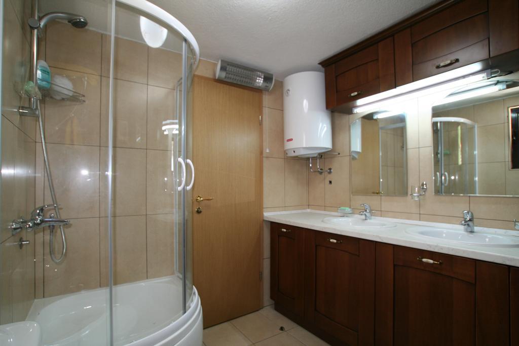 Holiday Home Ametist Котор Стая снимка