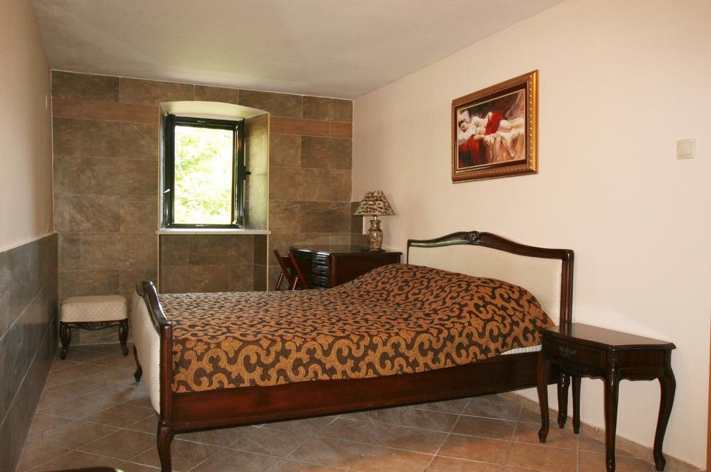 Holiday Home Ametist Котор Екстериор снимка