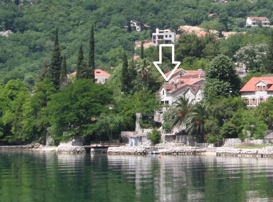 Holiday Home Ametist Котор Екстериор снимка